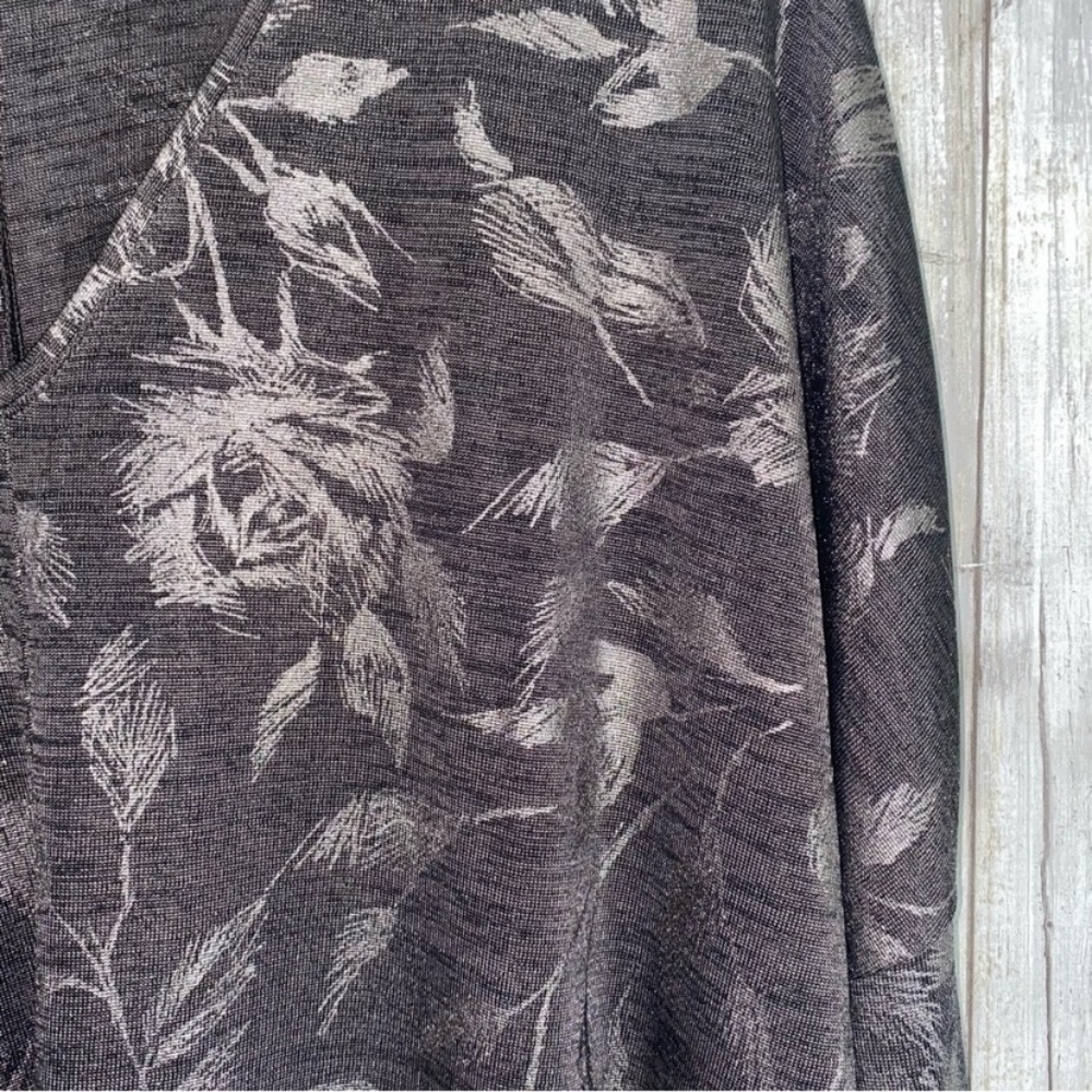 White House Black Market Silver Oversized Rose High Low Blouse - Picture 2 of 6